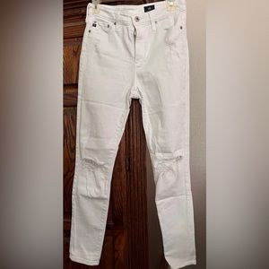 The Mila Ankle white jeans